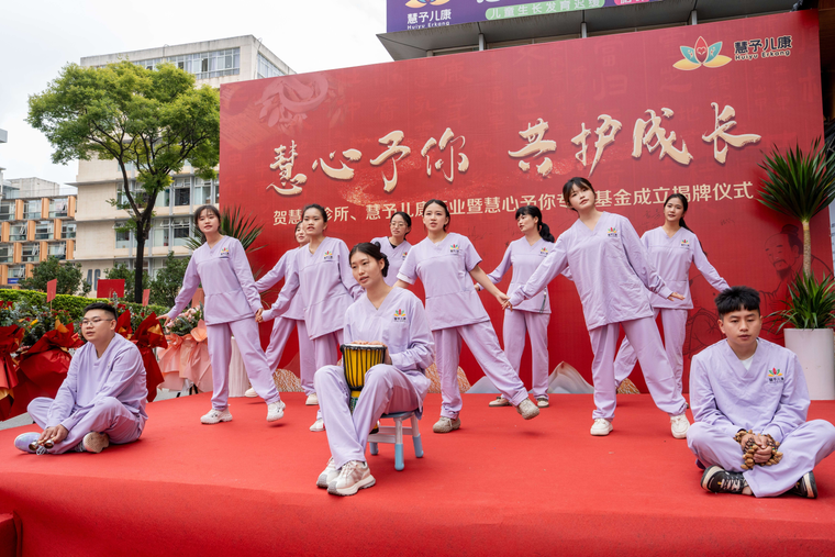 5e3715da4ff1433e13cba927766e5f82 资讯频道